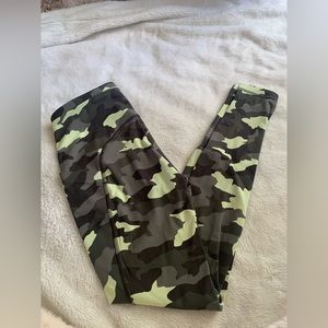 NWOT Lululemon Swift Speed HR 28”